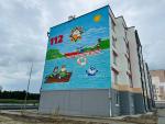 На жилом доме в Калинковичах появилось граффити МЧС