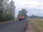 В Калинковичском районе продолжаются активные работы по благоустройству дорог